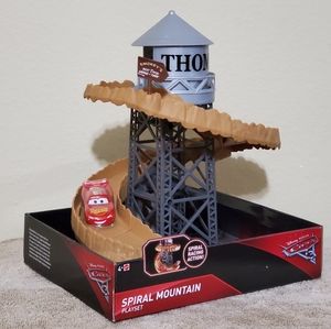Disney Cars 3 Spiral Mountain Playset